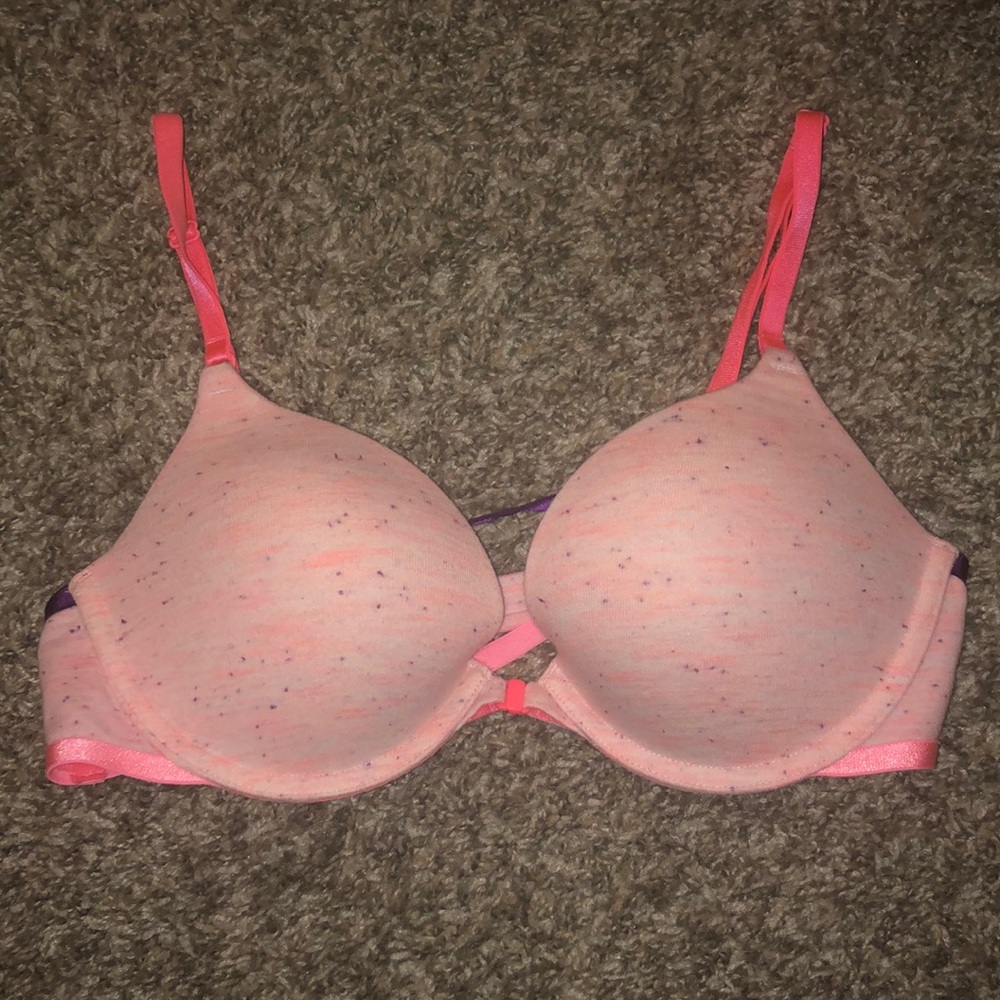 Push-Up Bra